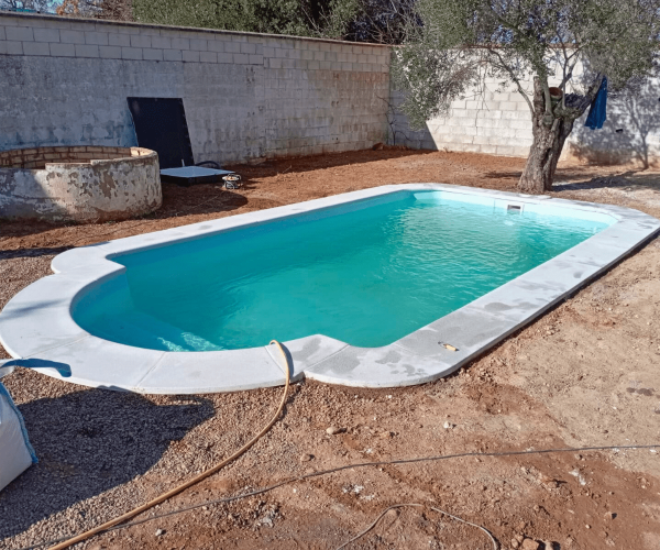 piscina de poliester 6x3 min 600x500 piscina de poliester 6x3 min 600x500